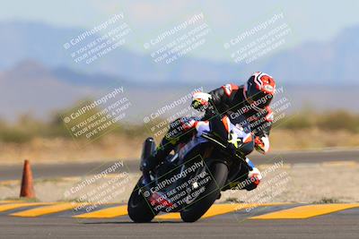 media/Oct-09-2022-SoCal Trackdays (Sun) [[95640aeeb6]]/Turn 15 (150pm)/